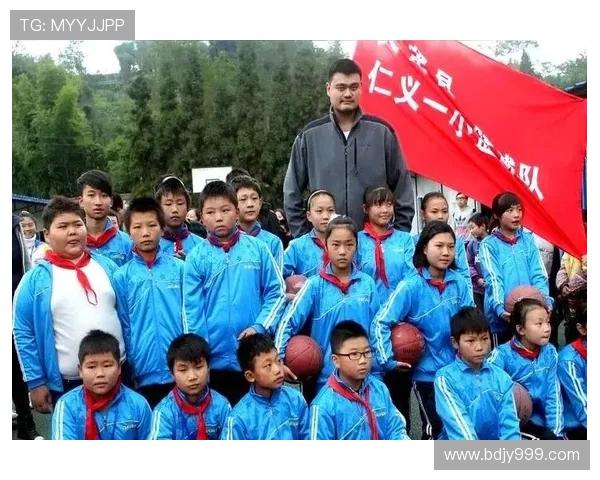 书记与姚明深入交流推动篮球发展与文化合作新篇章 书记与姚明深入交流推动篮球发展与文化合作新篇章